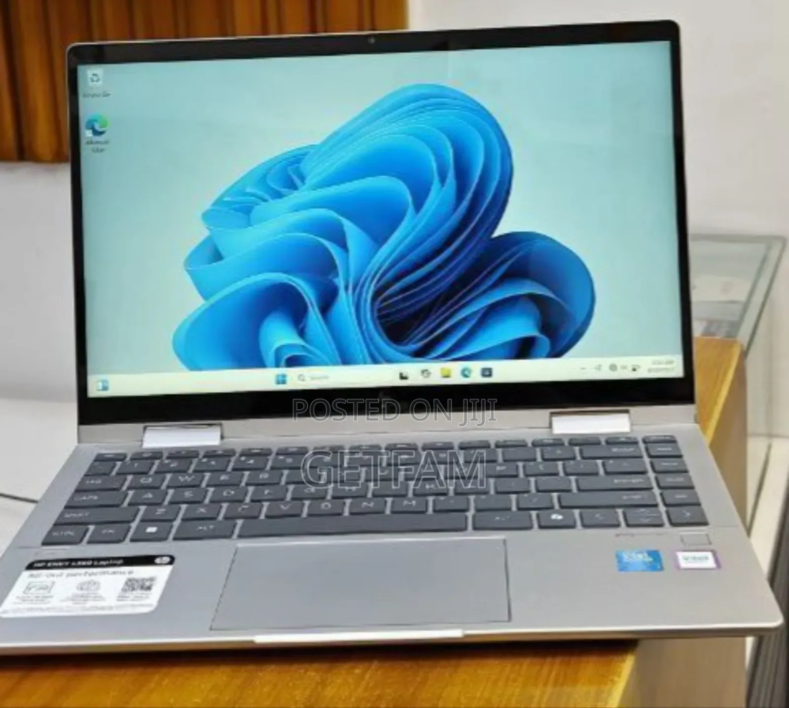 New Laptop HP Envy X360 16GB Intel Core I7 SSD 1T