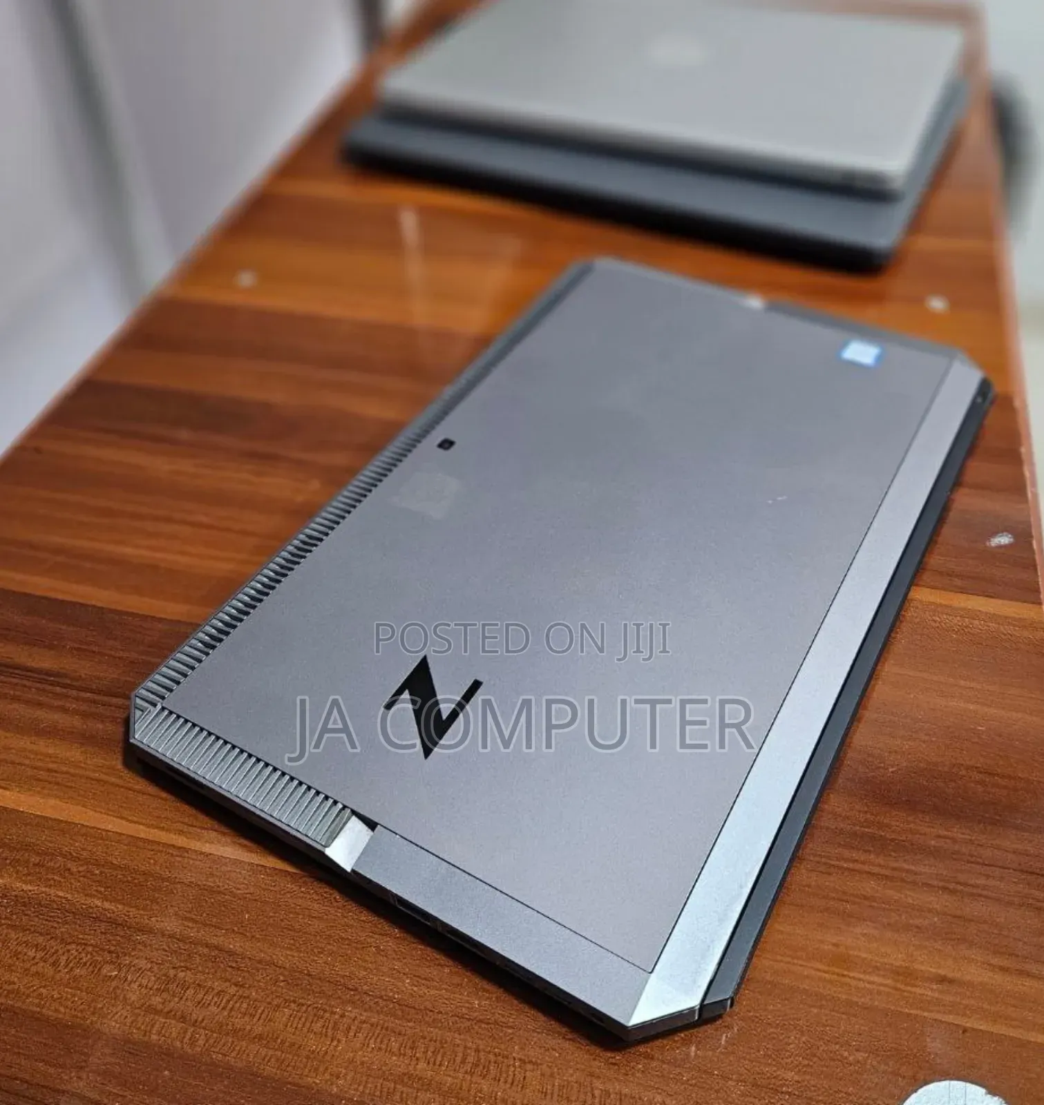 New Laptop HP ZBook Studio G5 32GB Intel Core I5 SSD 512GB