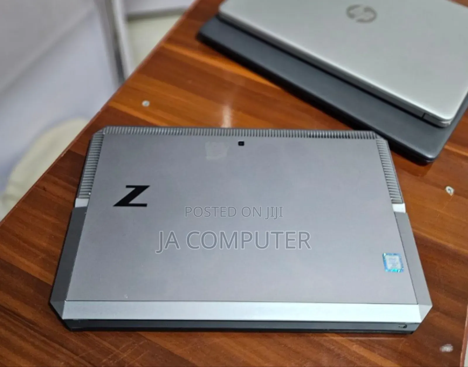 New Laptop HP ZBook Studio G5 32GB Intel Core I5 SSD 512GB