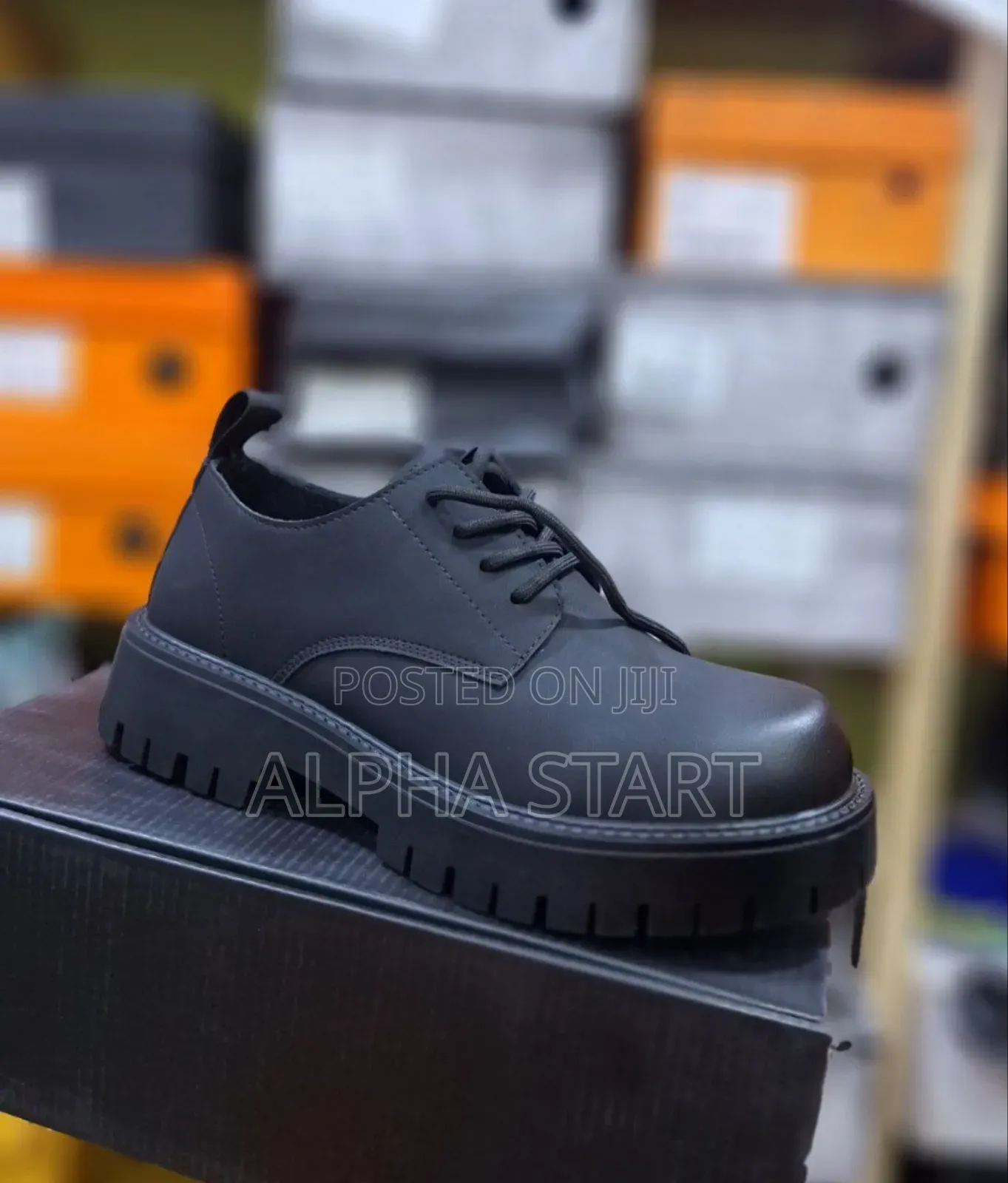  New Arrival  
 Fashion Casual Sneakers 
 Stock Product 