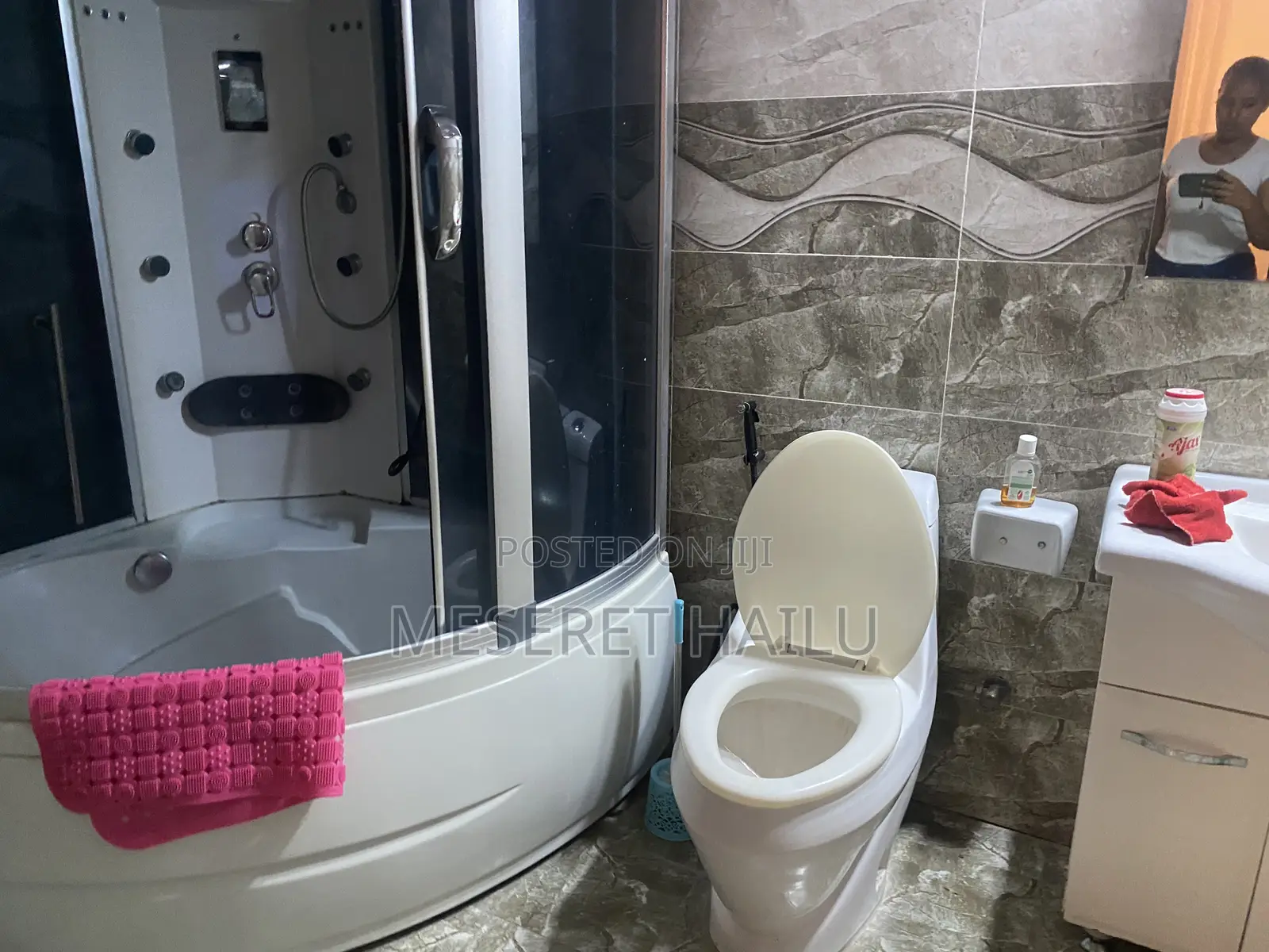 Furnished 5bdrm Villa in Bole Bolbula for rent