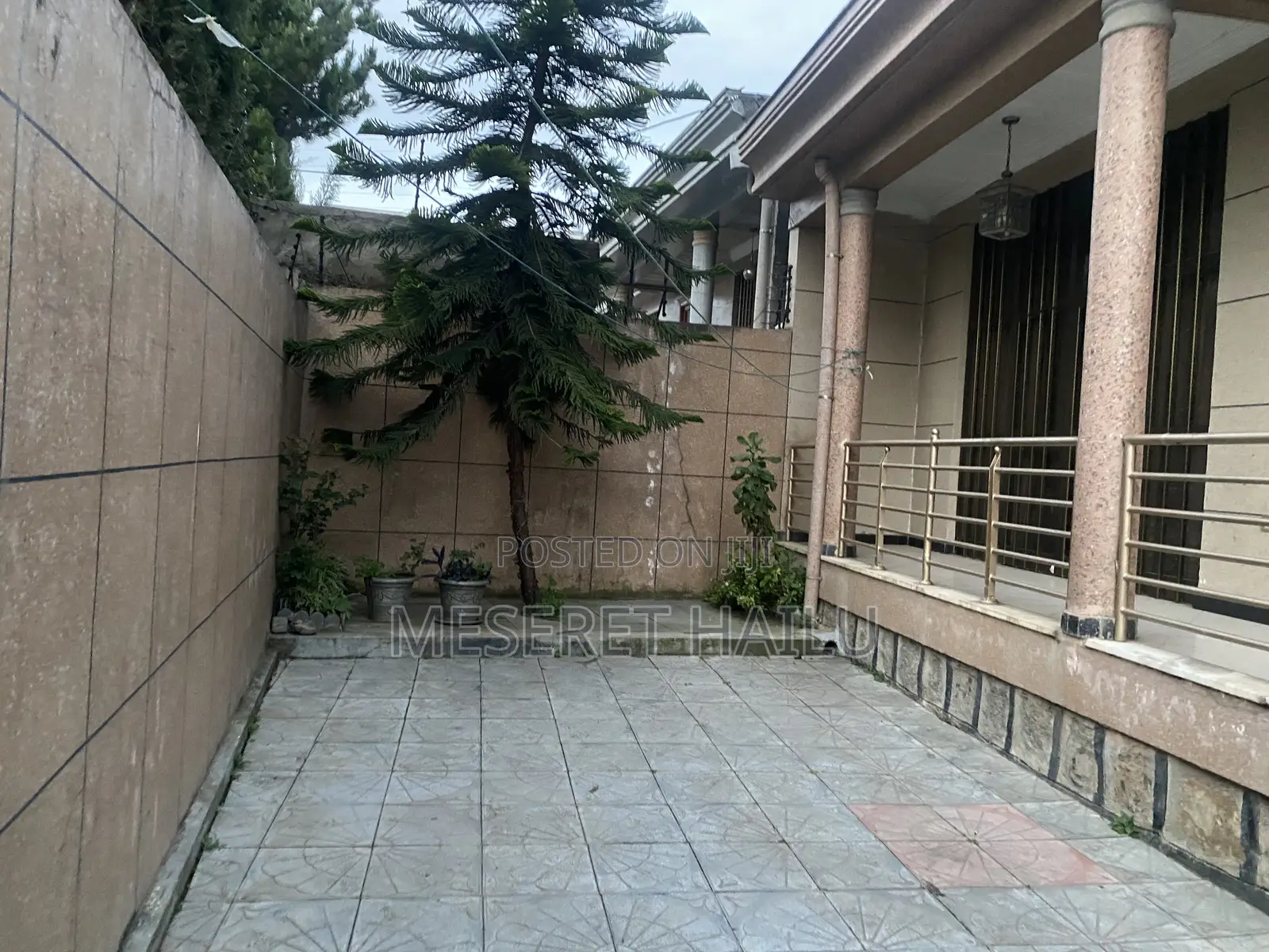 Furnished 5bdrm Villa in Bole Bolbula for rent