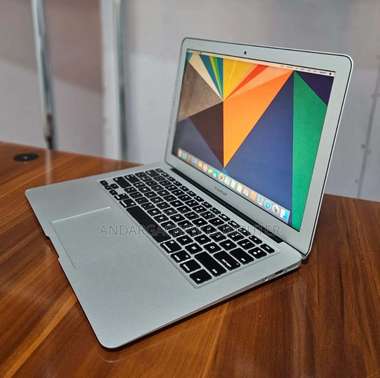 Laptop Apple MacBook Air 2015 8GB Intel Core I5 SSD 256GB