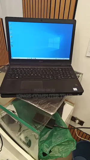 Photo - New Laptop Dell Latitude 5580 8GB Intel Core I5 SSD 256GB