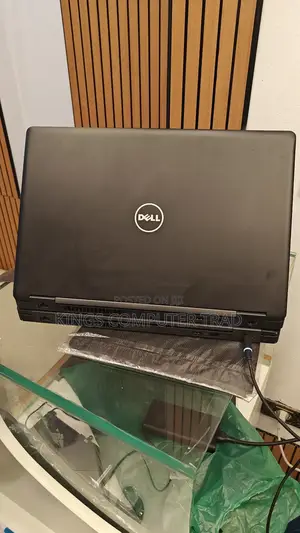 New Laptop Dell Latitude 5580 8GB Intel Core I5 SSD 256GB