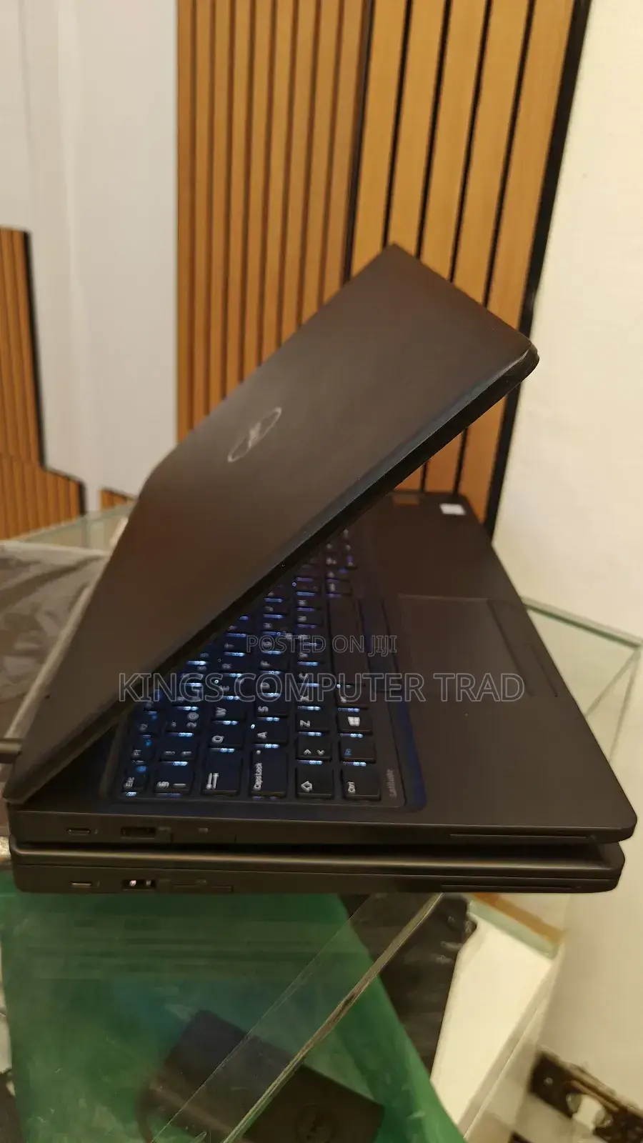 New Laptop Dell Latitude 5580 8GB Intel Core I5 SSD 256GB