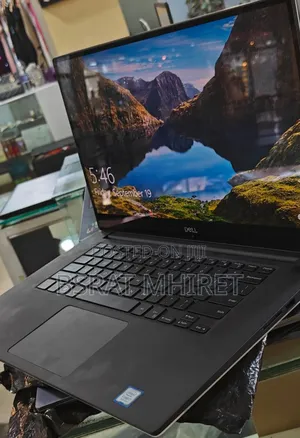 New Laptop Dell Precision 5540 16GB Intel Core I7 SSD 512GB