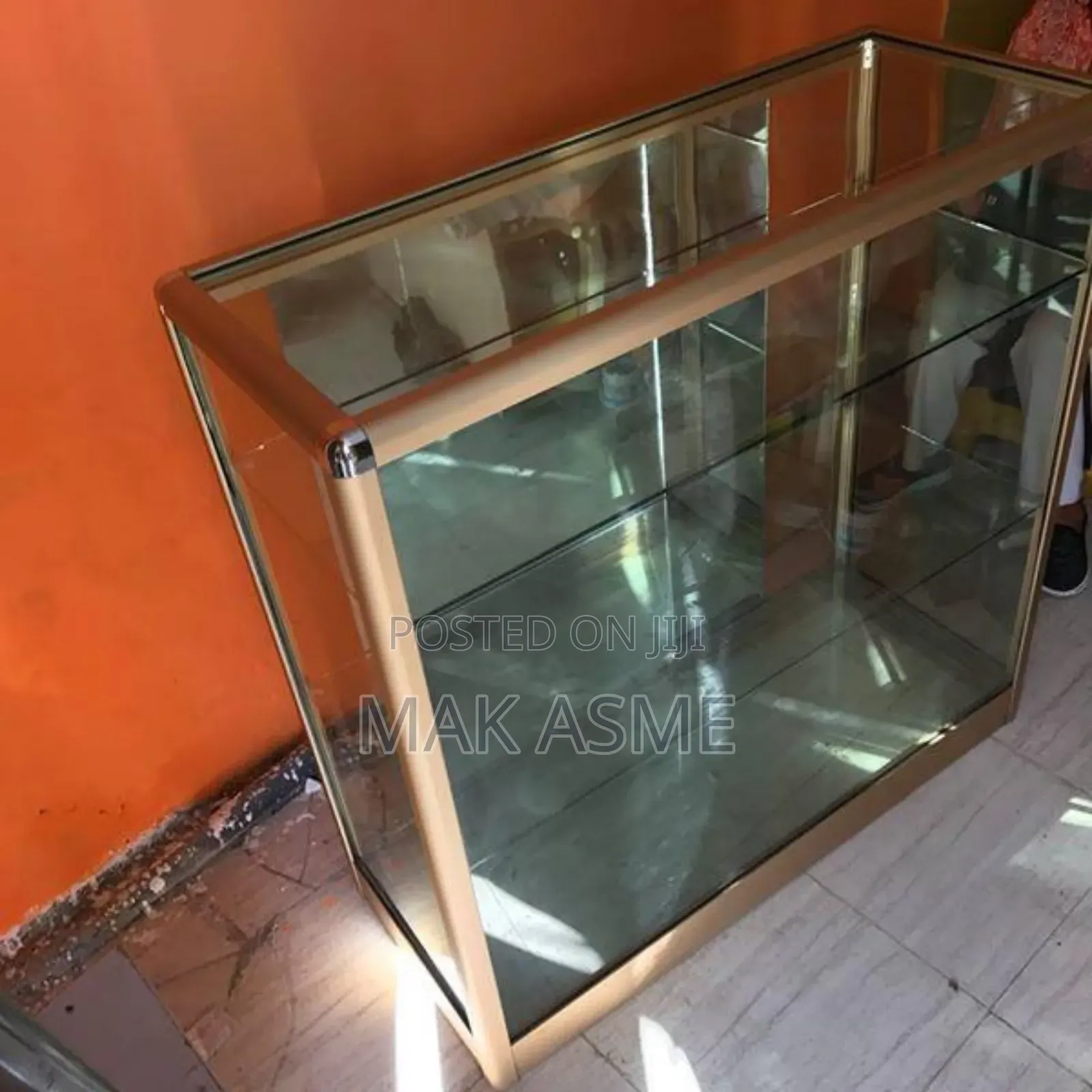 Aluminum Display