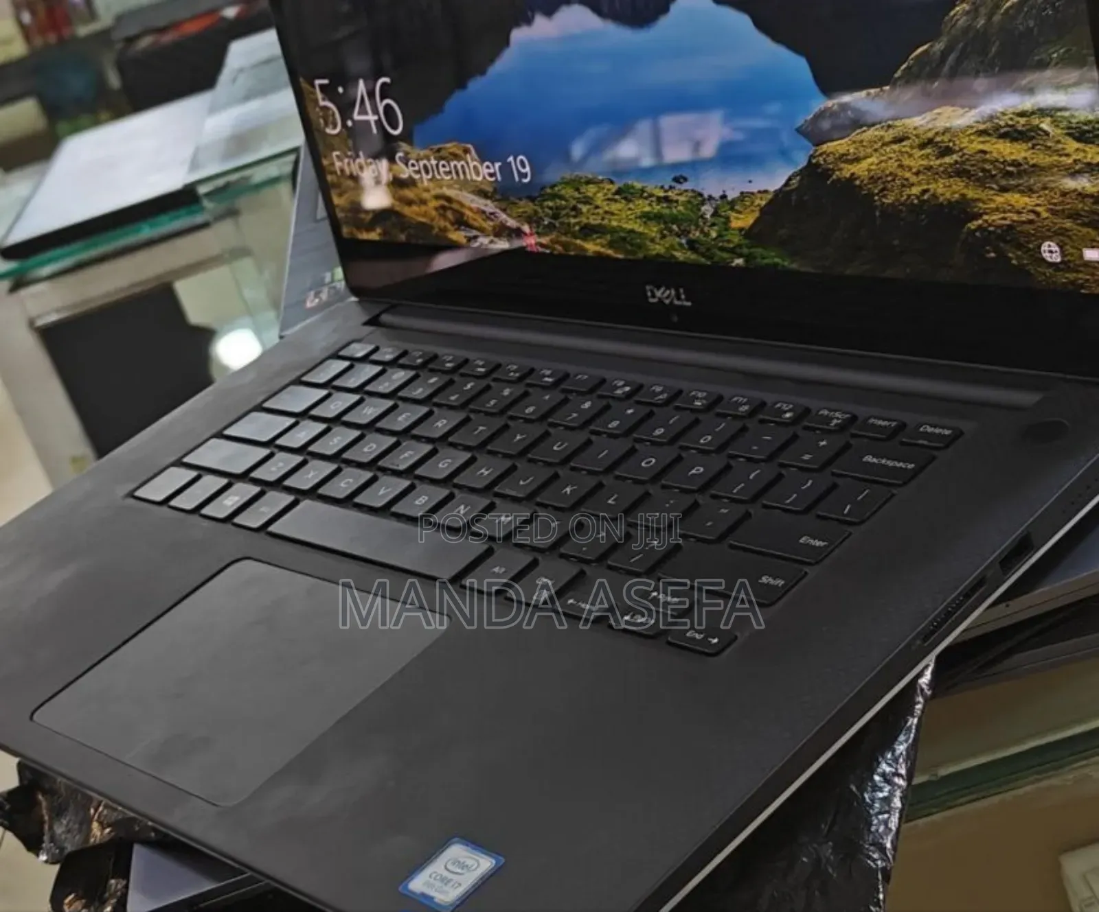 New Laptop Dell Precision 5540 16GB Intel Core I7 SSD 512GB