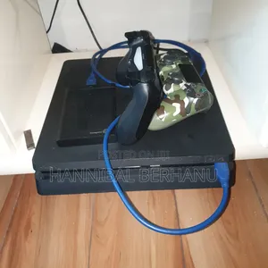 Photo - Ps 4 Slim (Jailbreak 9.0) 500gb Internal + 1 Tb Extended