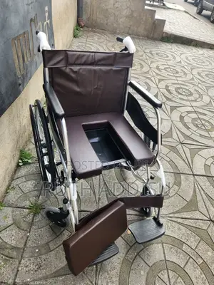 Commode Wheelchair蝨管wheelchair Commode Wheelchair鳵你wheelchair Toilet