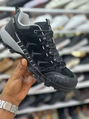 Gorone Mens Hiking Black Water Proof Master Quality Shoes