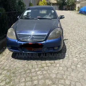 Photo - Lifan 520 2012 Blue