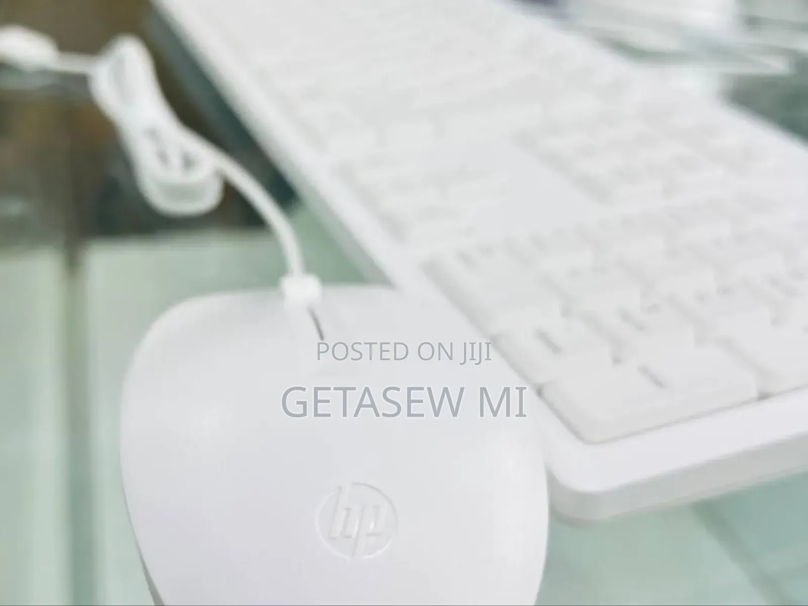 New HP 200 G4 22 All-in-One 8GB Intel Core I7 SSD 512GB