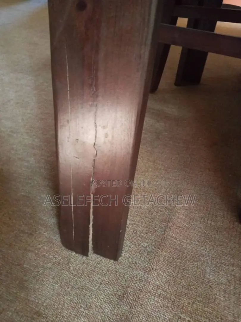 Dinning Table 6 Seater