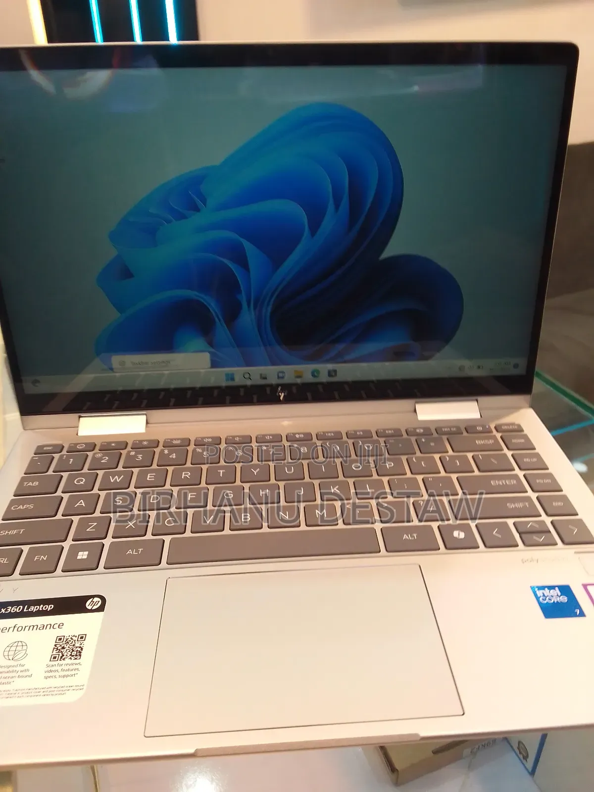 New Laptop HP Envy X360 16GB Intel Core I7 SSD 1T