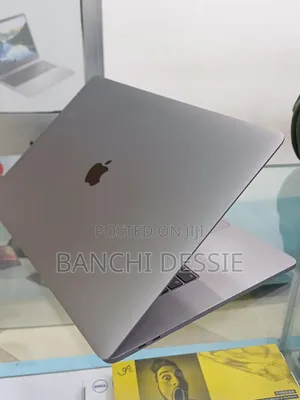 New Laptop Apple MacBook Pro 2019 32GB Intel Core I9 SSD 1T