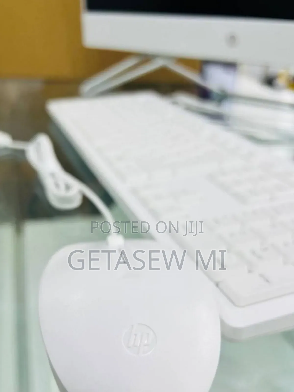 New Desktop Computer HP 200 G4 All-in-One 8GB Intel Core I7 SSD 512GB