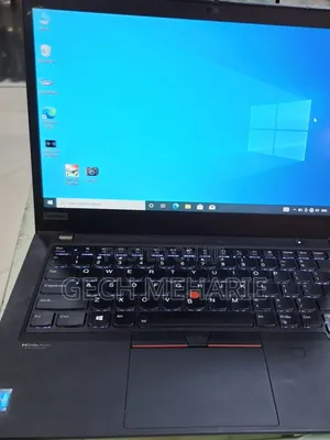 Photo - New Laptop Lenovo ThinkPad P1 Gen 3 16GB Intel Core I5 SSD 512GB