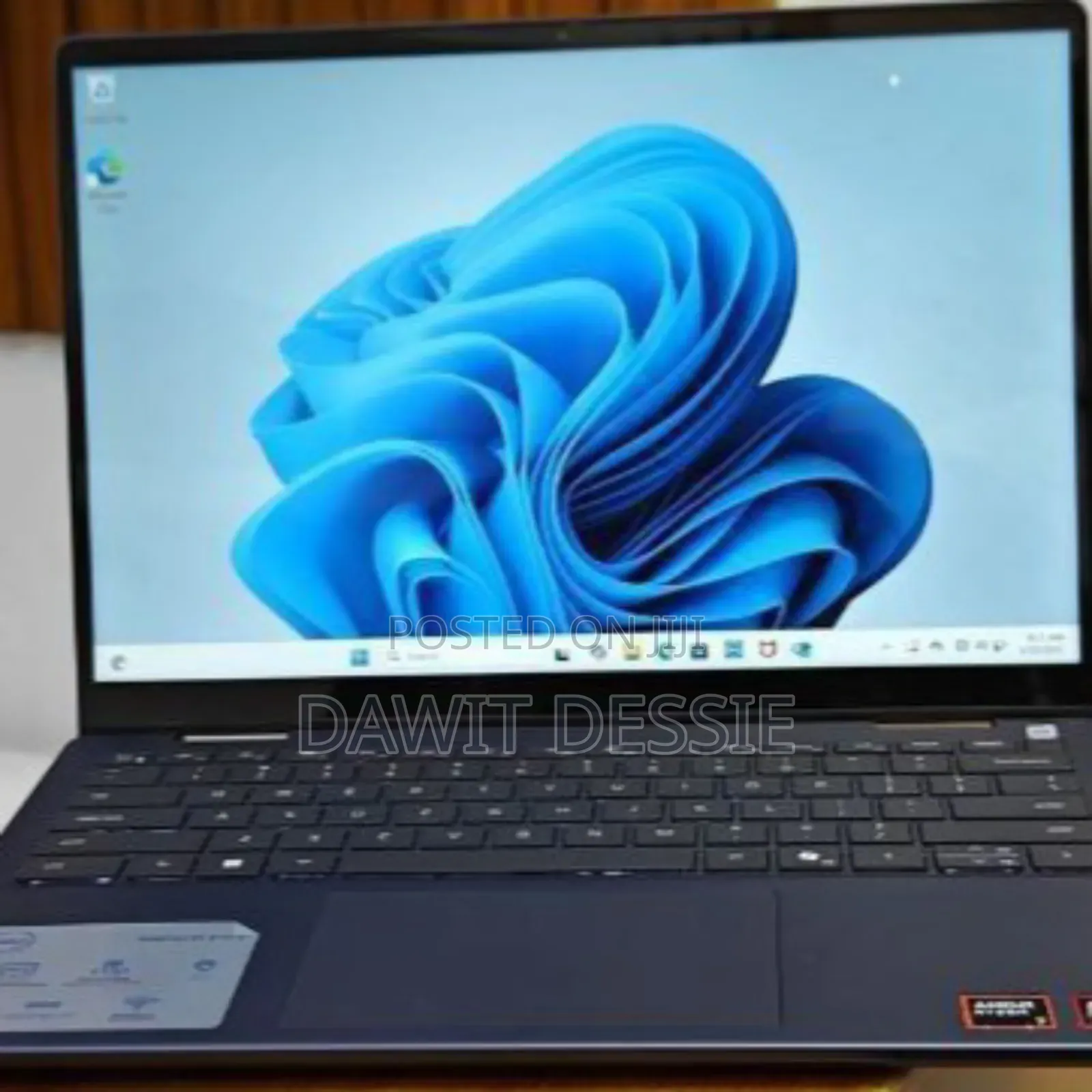 New Laptop Dell Inspiron 14 16GB AMD Ryzen 7 SSD 1T