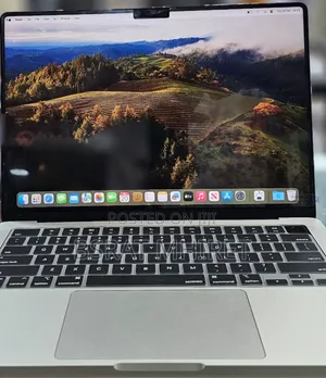 New Laptop Apple MacBook Pro 2023 M3 14-Inch 16GB Apple M3 SSD 512GB