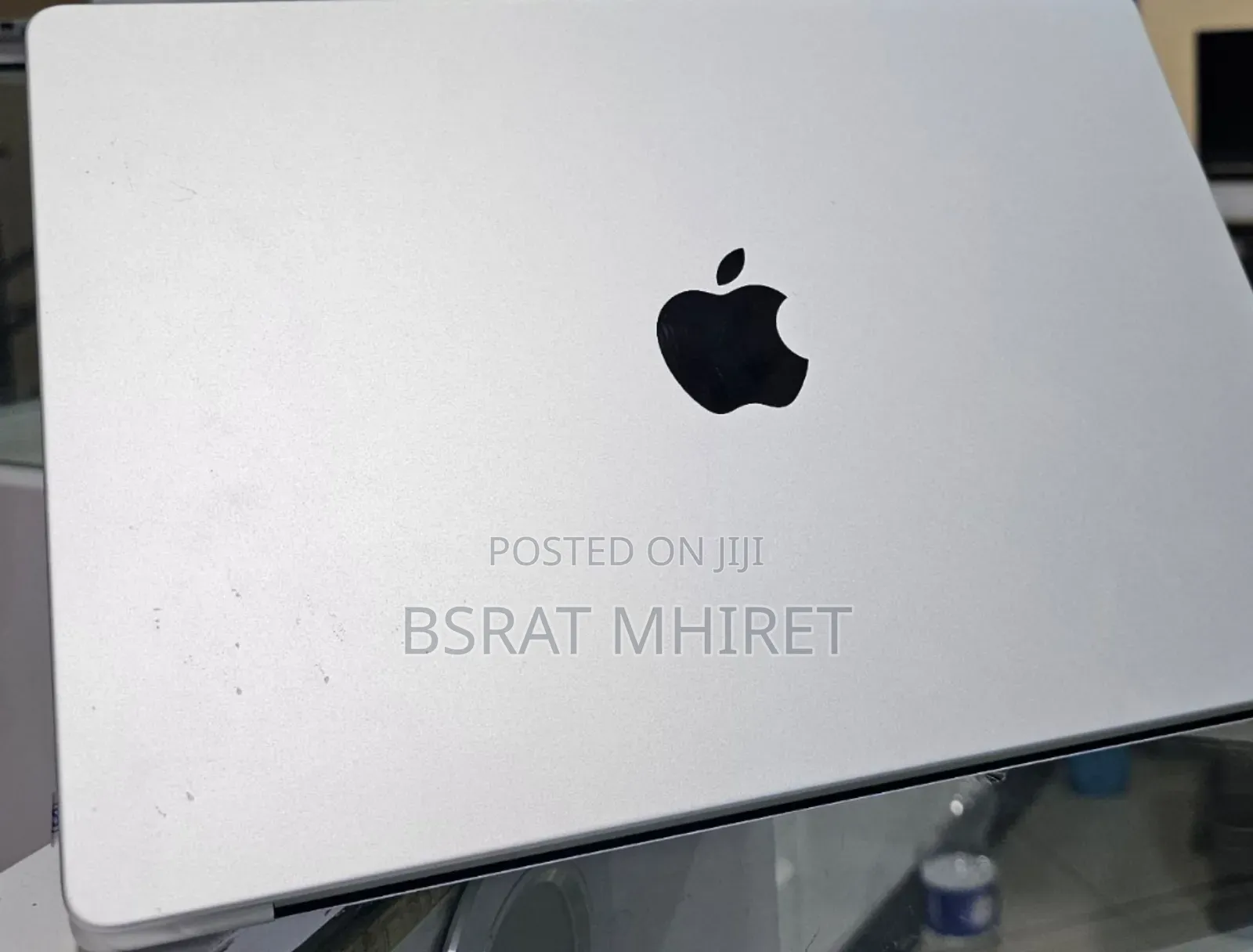 New Laptop Apple MacBook Pro 2023 M3 14-Inch 16GB Apple M3 SSD 512GB