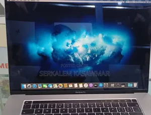 New Laptop Apple MacBook Pro 32GB Intel Core I9 SSD 1T