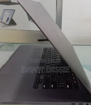 New Laptop Apple MacBook Pro 2019 32GB Intel Core I9 SSD 1T