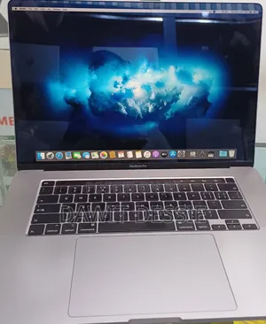 New Laptop Apple MacBook Pro 2019 32GB Intel Core I9 SSD 1T