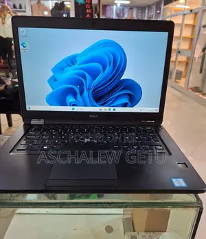 New Laptop Dell Latitude 5480 8GB Intel Core I5 SSD 256GB