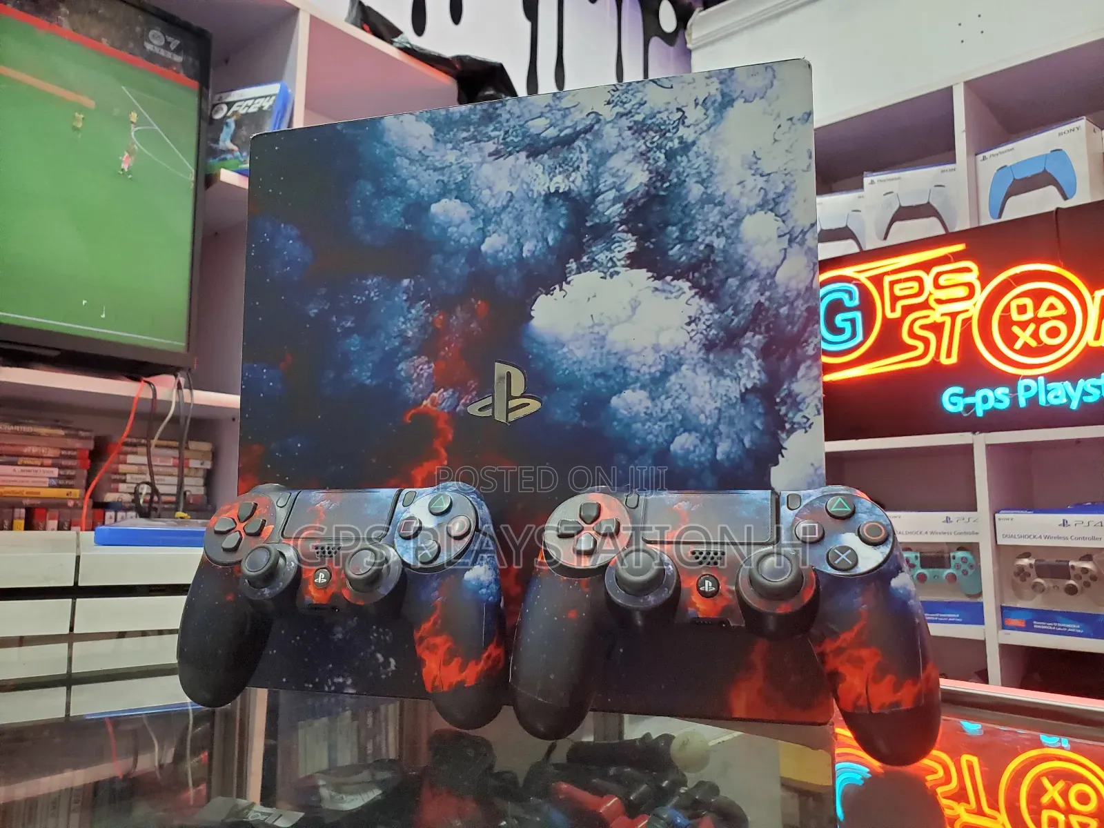 Playstation 4 Pro Custem