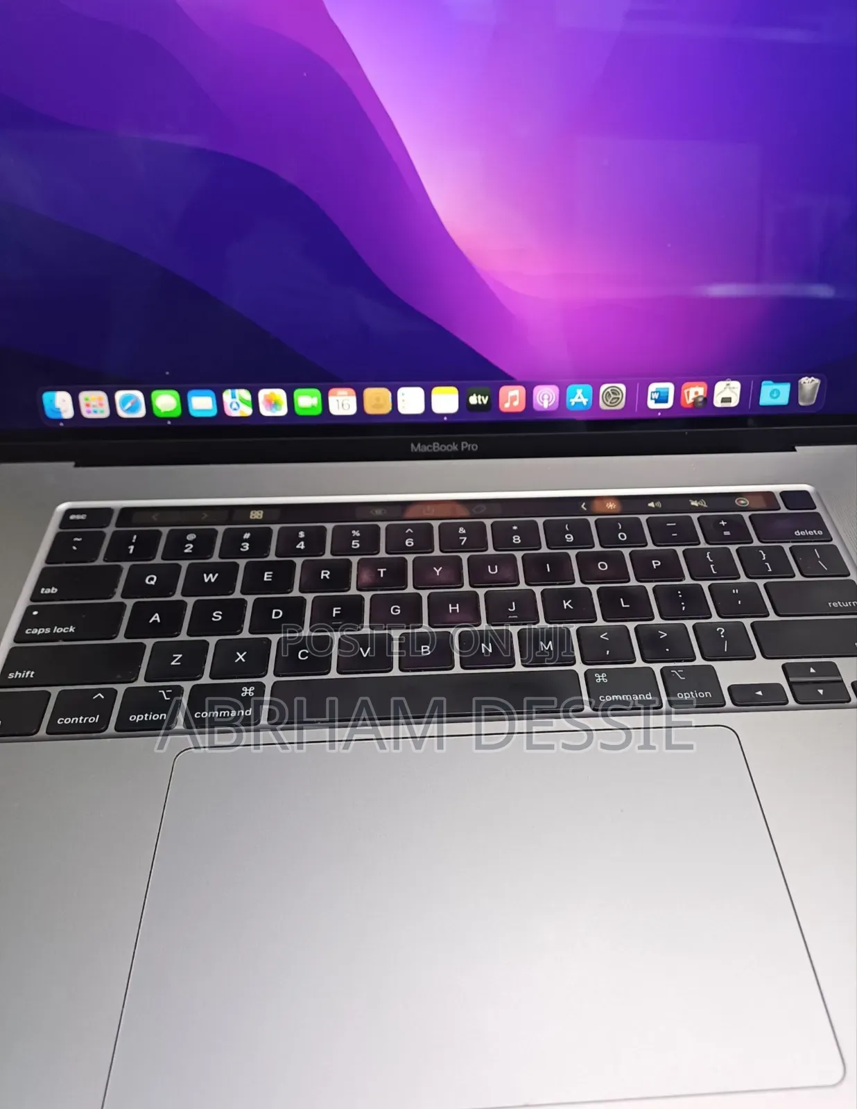 New Laptop Apple MacBook Pro 2019 32GB Intel Core I9 SSD 1T