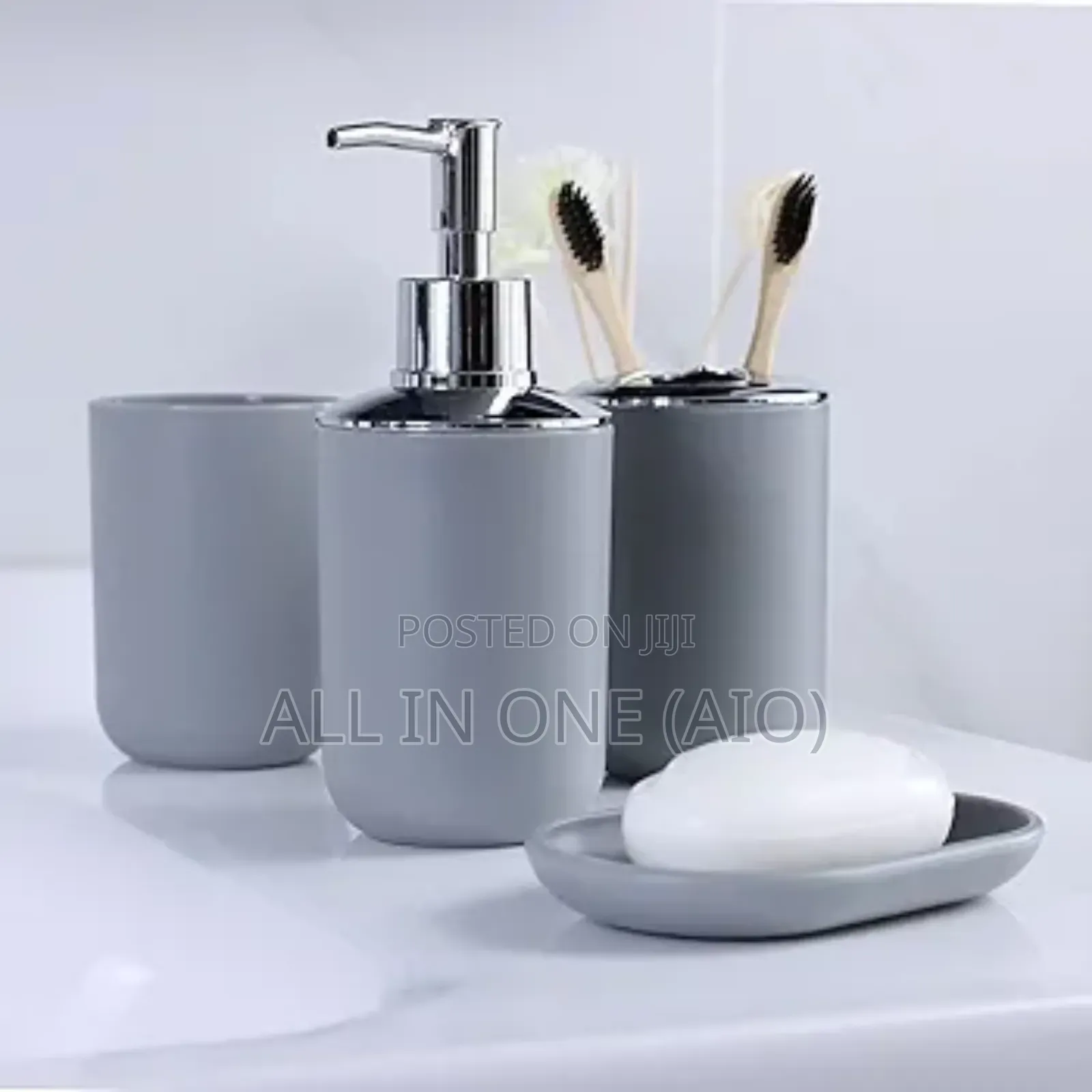 6 Pcs Bathroom Set.