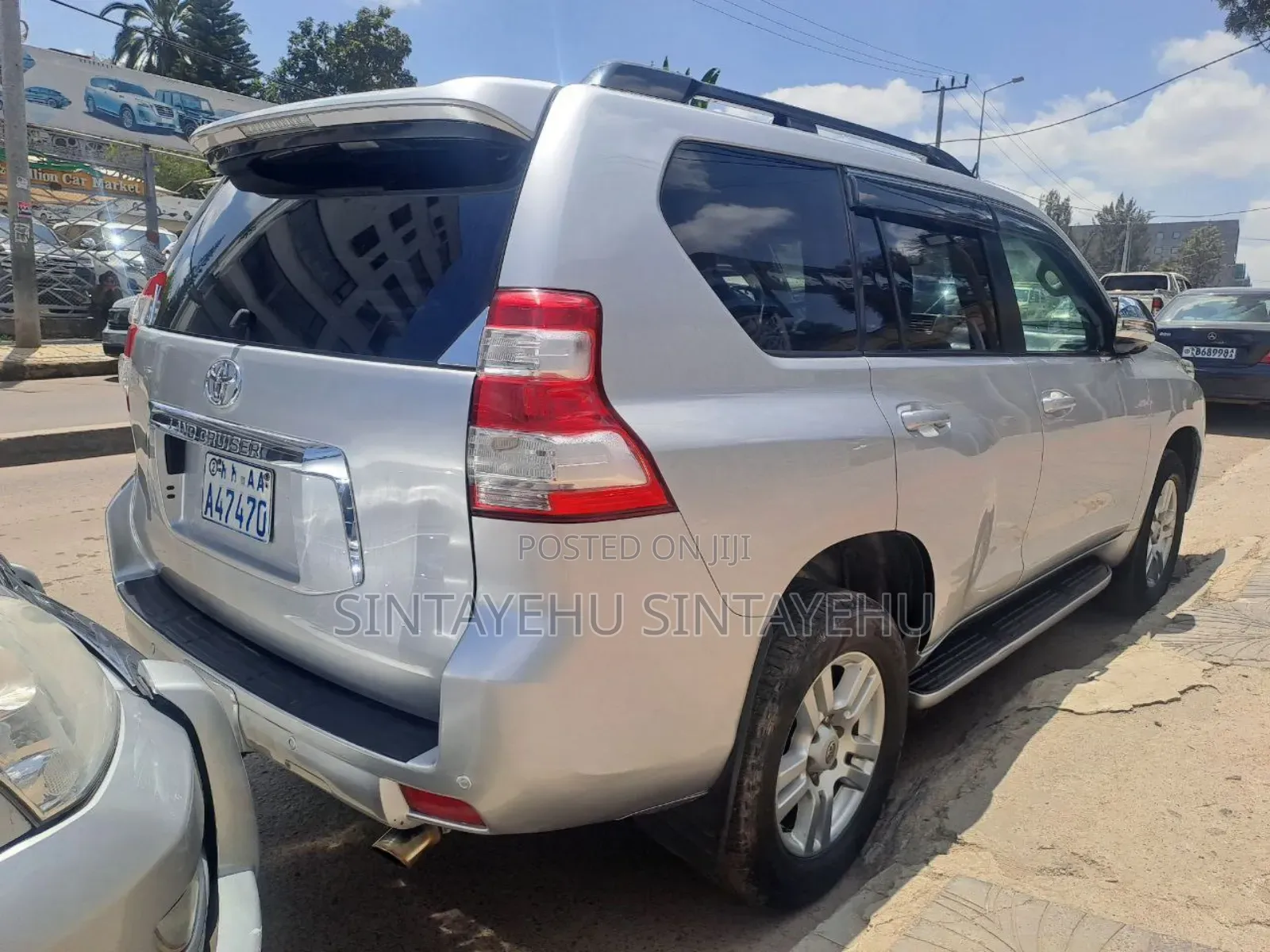 Toyota Land Cruiser 4.7 VX-R 2011 Silver