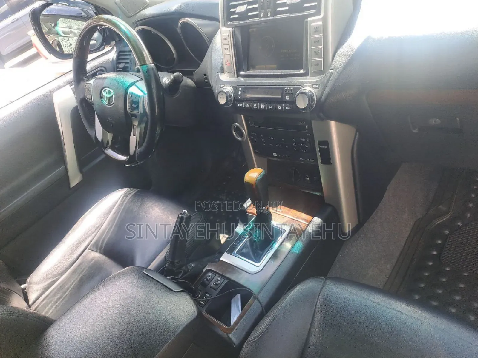 Toyota Land Cruiser 4.7 VX-R 2011 Silver