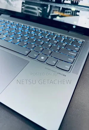 New Laptop Lenovo Yoga 7i 16GB Intel Core I7 SSD 512GB