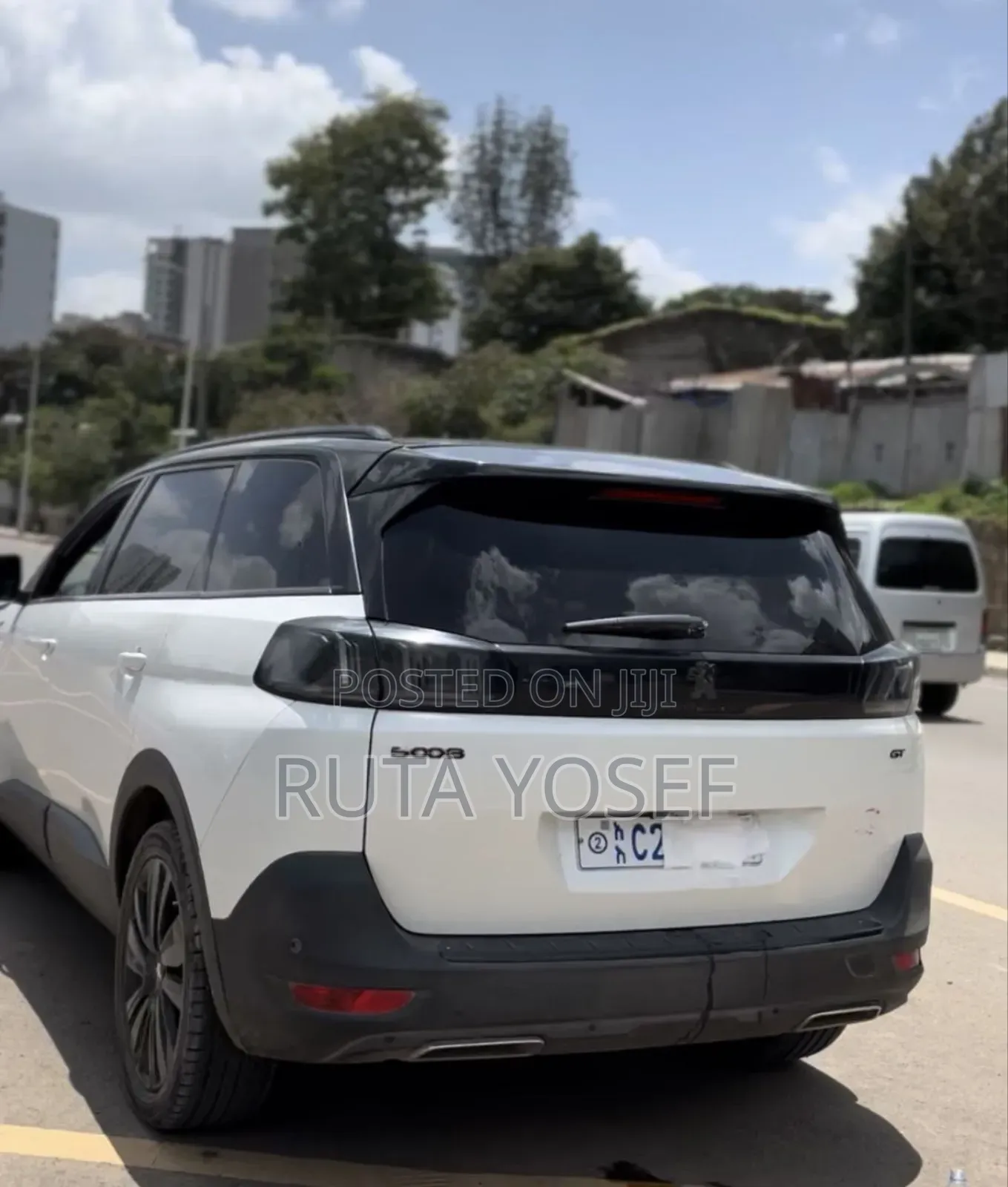 Peugeot 5008 2021 White