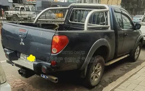 Mitsubishi L200 Single Cab 2.5 TD 4WD 2007 Gray