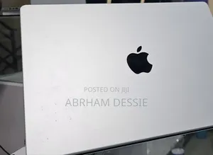 New Laptop Apple MacBook Pro 2023 M3 14-Inch 8GB Apple M3 SSD 512GB