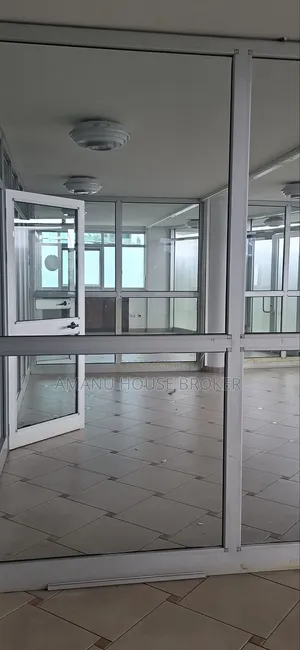 Urgent Office for Rent in Mexico City 465sqm at 395,250birr With Vat