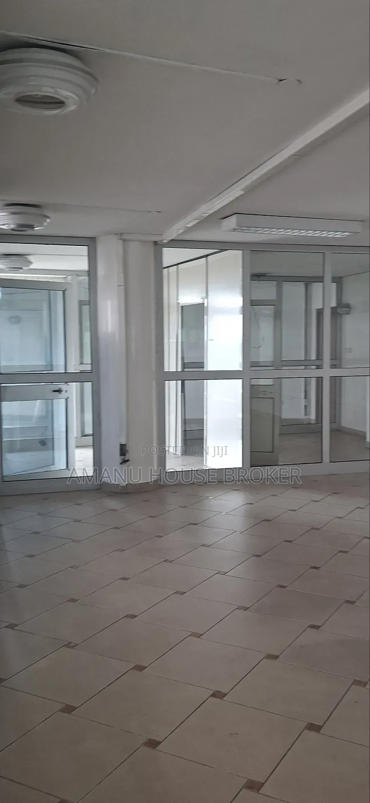 Urgent Office for Rent in Mexico City 465sqm at 395,250birr With Vat