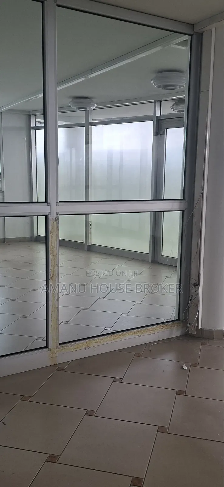 Urgent Office for Rent in Mexico City 465sqm at 395,250birr With Vat