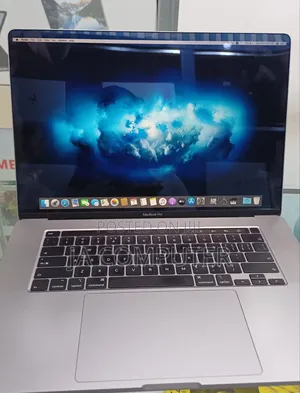 New Laptop Apple MacBook Pro 2019 32GB Intel Core I9 SSD 1T