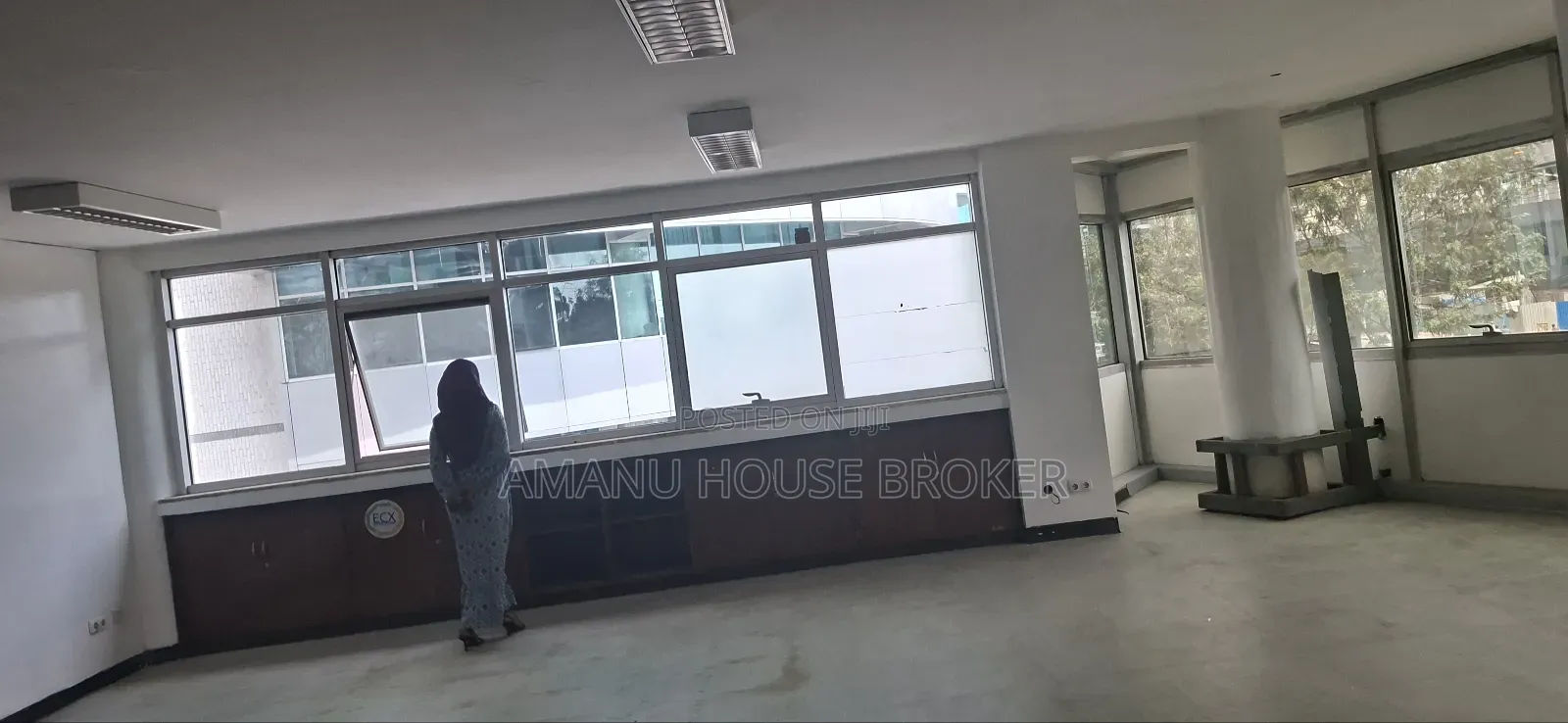 Urgent Office for Rent in Mexico 465sqm at 395,250 With Vat