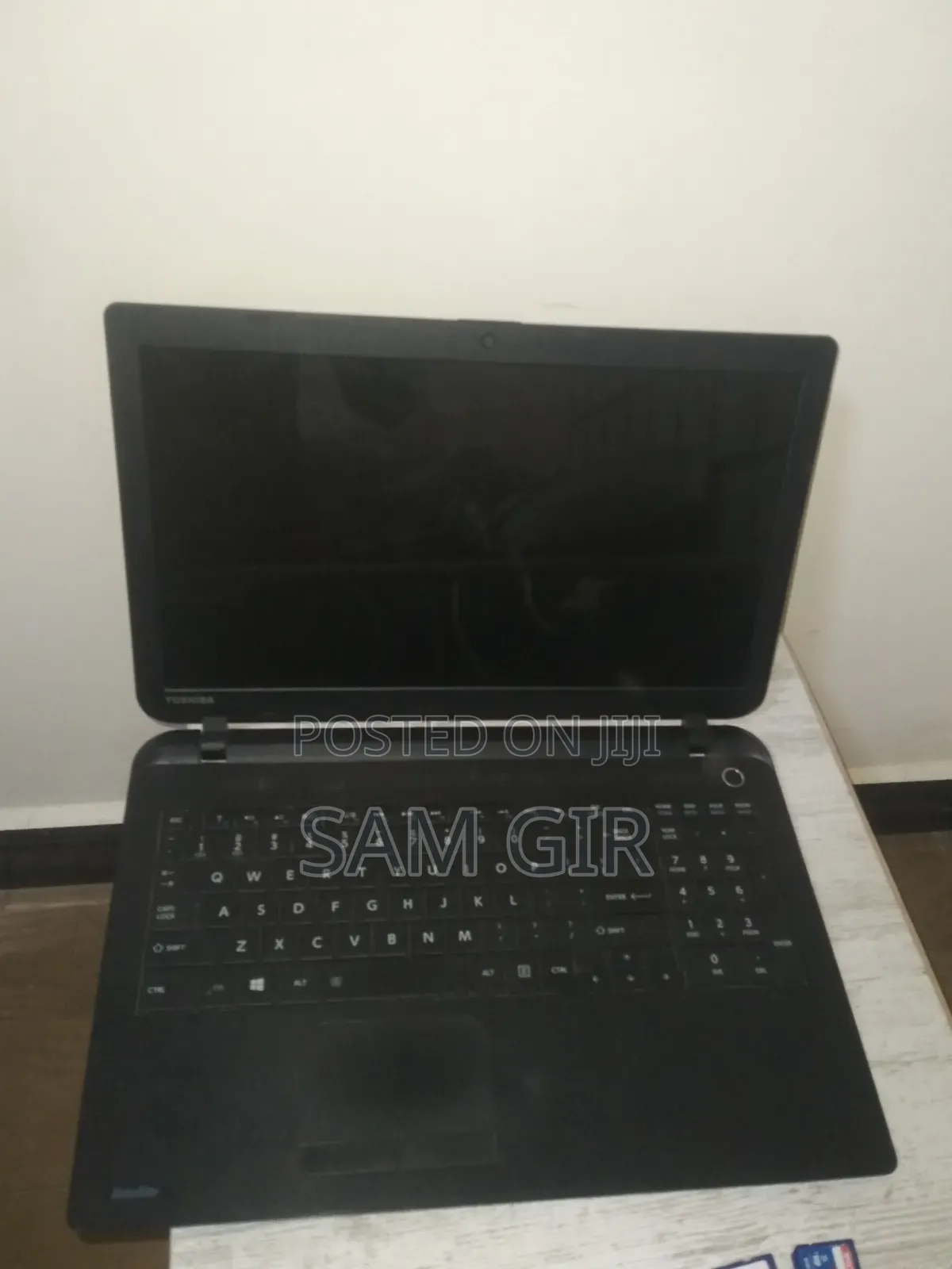 Laptop Toshiba Satellite C55 4GB Intel HDD 500GB