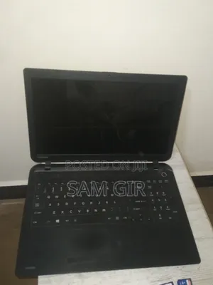 Laptop Toshiba Satellite C55 4GB Intel HDD 500GB