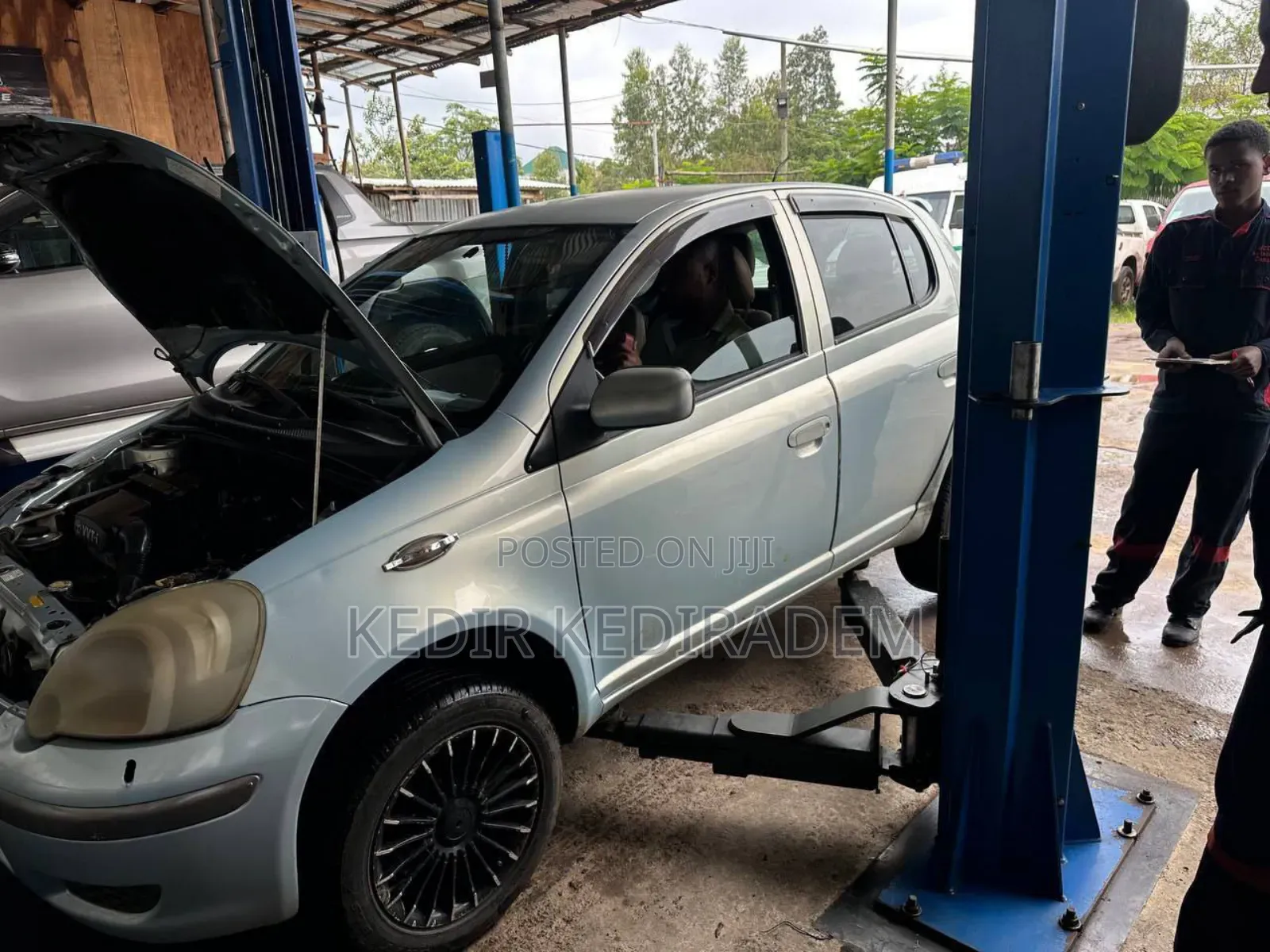 Toyota Vitz 1.0 FWD 3dr 2004 Blue