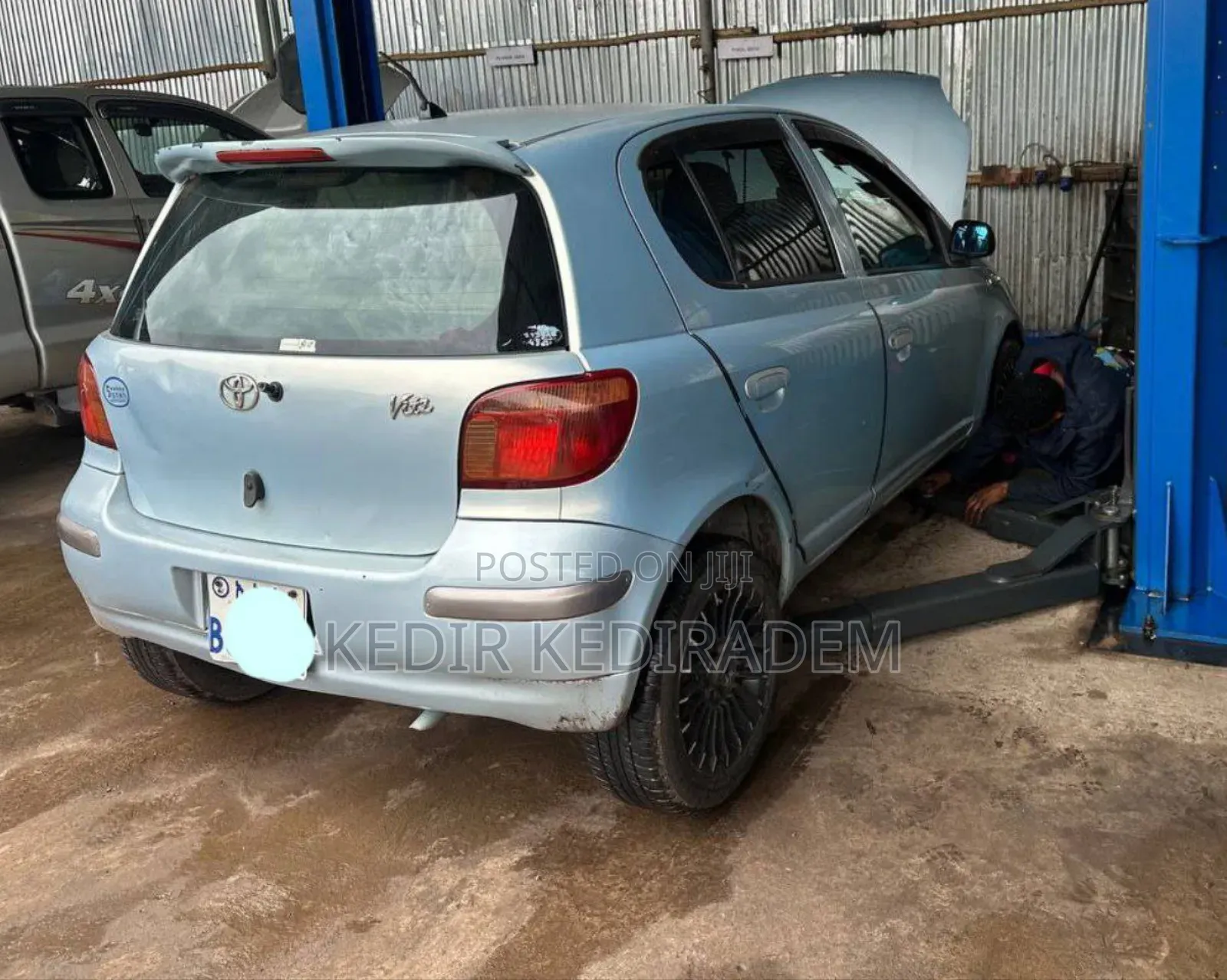 Toyota Vitz 1.0 FWD 3dr 2004 Blue