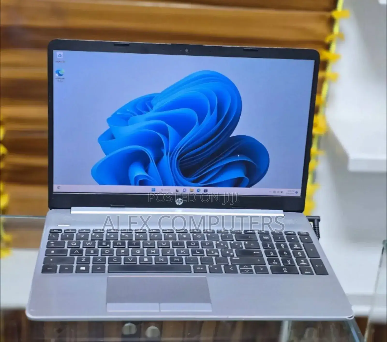 New Laptop HP Stream Notebook 8GB AMD Ryzen 5 SSD 512GB
