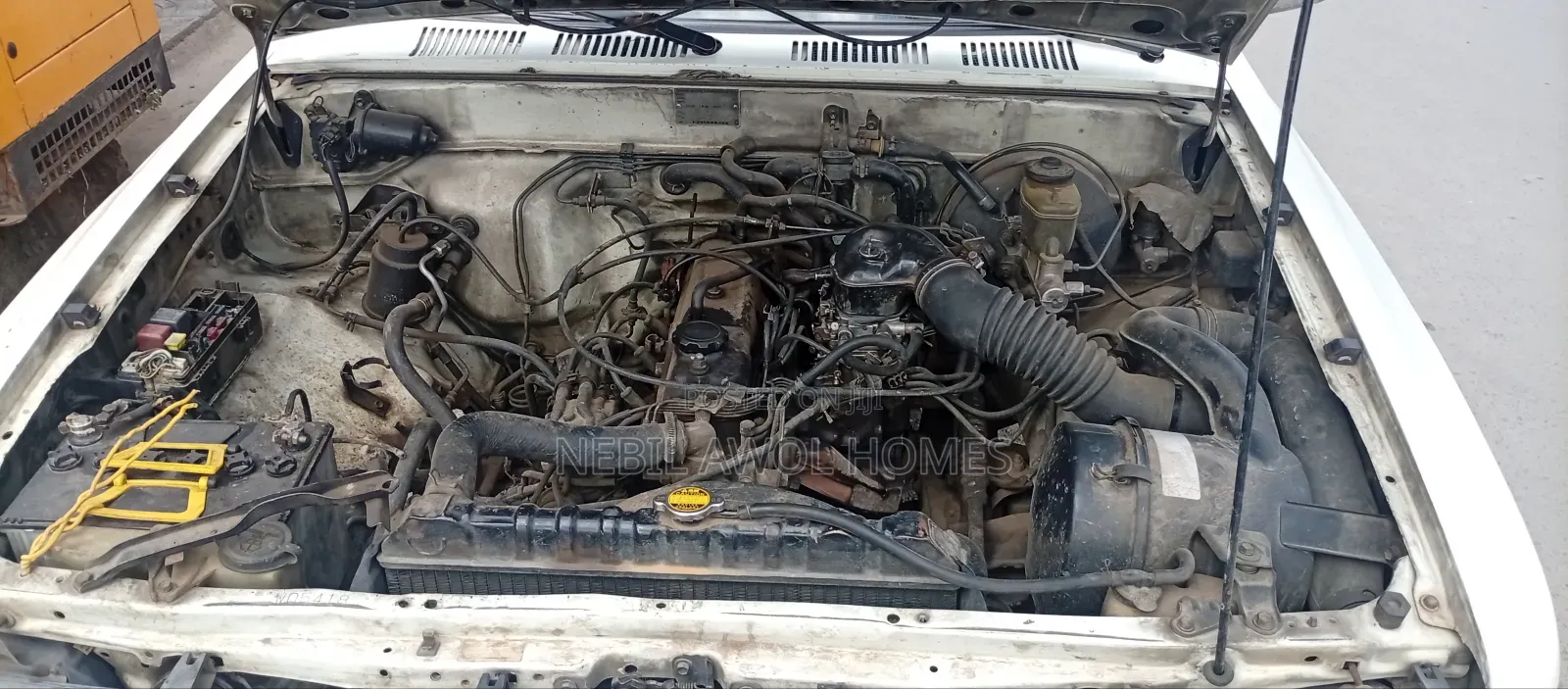 Toyota Hilux 1995 White